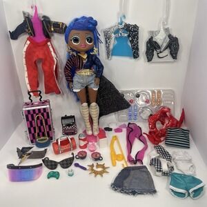 L.O.L. Surprise! O.M.G. Miss Independent fashion doll With Over 40 Accessories